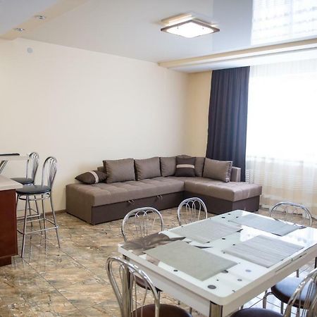 Appartement Затишна Оселя à Mizhhirya  Extérieur photo